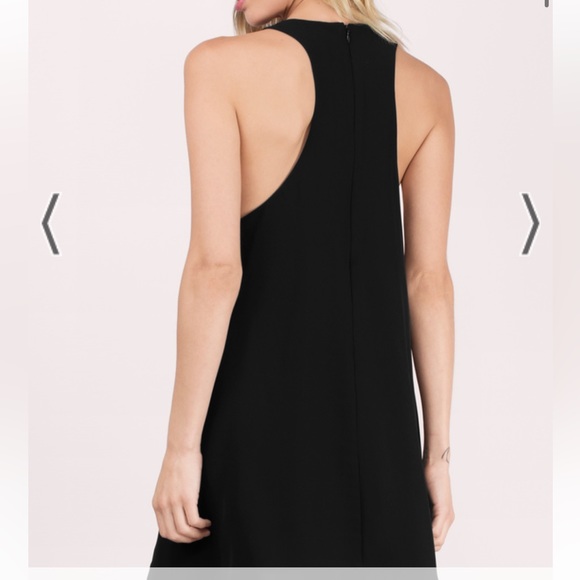 Tobi Black Winslet Keyhole Swing Dress - Picture 3 of 11